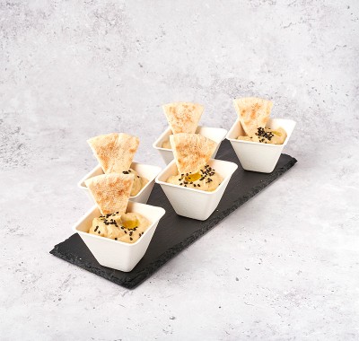 Mutabal de berenjena con pan de pita