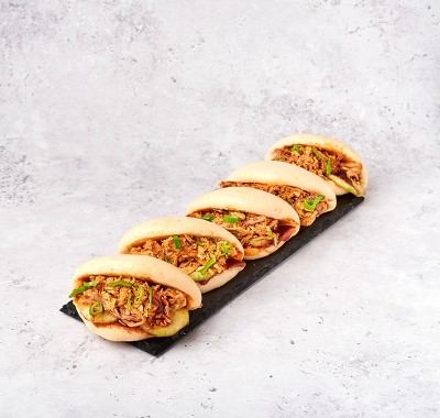 Pan bao de pulled pork